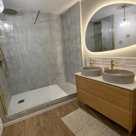 Apartamento Le #7 - Centre Ville - 85 M2 - Balcon - 6 Personnes Saint-Omer (Pas-de-Calais)